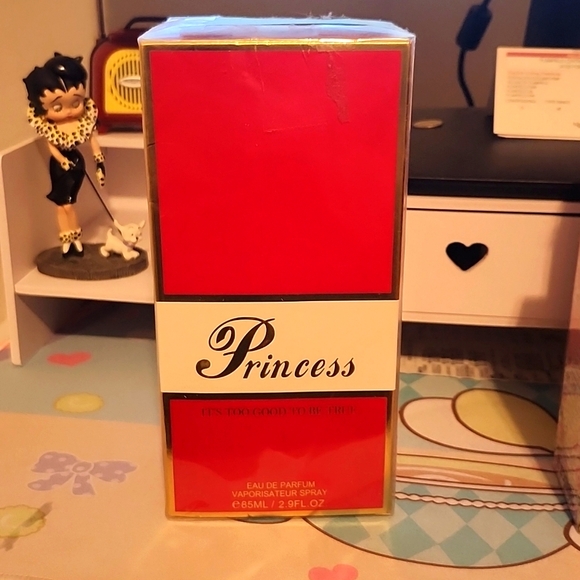 Perfume - Picture 1 of 2